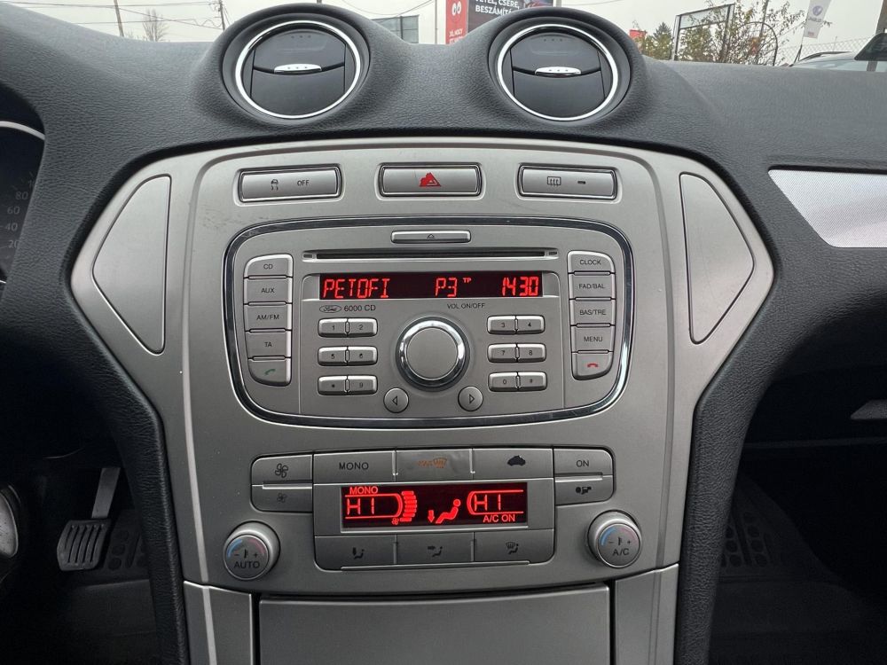 FORD MONDEO 2.0 TDCi Trend Klíma Rendszeresen karbantartott!