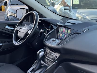 FORD KUGA 2.0 TDCi Titanium Technology AWD Magyarországi Gyári fényezés Carplay Szervízelt Vonógorog!