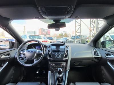 FORD FOCUS 2.0 Ecoboost ST3 250le! megkímélt! xenon. ülésfűtés. tempomat. digitklíma