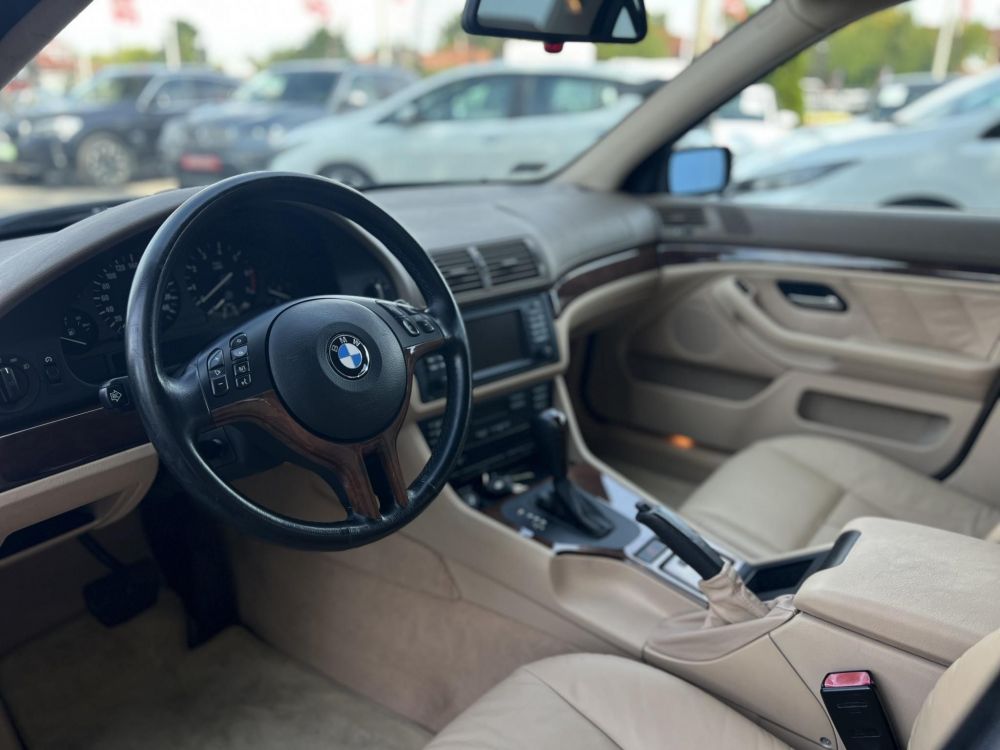 BMW 540i (Automata) Rozsdamentes. frissen szervizelt. végig vezetett szervizkönyv!