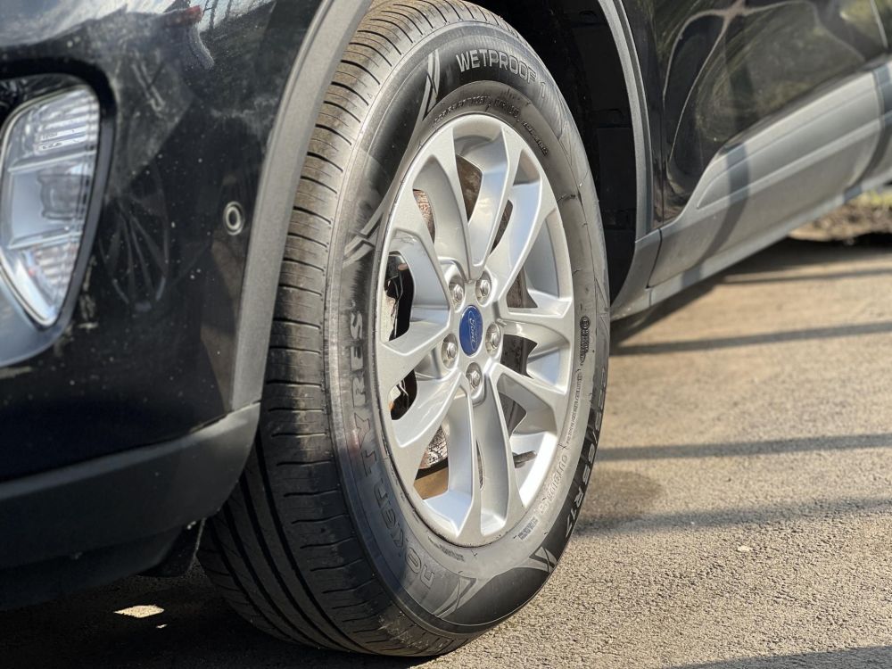 FORD KUGA 2.5 PHEV Titanium X CVT 94e km. Tempomat Ülésfűtés CarPlay Kamera Bluetooth