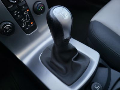VOLVO C30 2.0 D Momentum Xenon Digitklíma Tempomat Friss Szerviz!