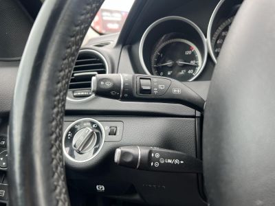 MERCEDES-BENZ C 200 T CDI BlueEFFICIENCY Elegance (Automata) Navigáció Tempomat Ülésfűtés Megkímélt állapot!