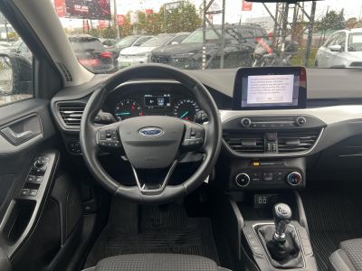 FORD FOCUS 1.0 EcoBoost Connected M.o.-i. 1.tul. Márkaszervizelt!
