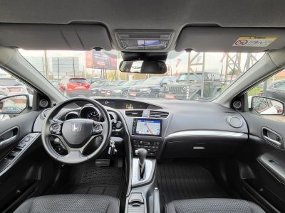 HONDA CIVIC 1.8 Elegance Navi (Automata) Kitűnő állapot! Magyarországi Ülésfűtés Tempomat Kamera Bluetooth