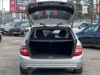 MERCEDES-BENZ C 250 T BlueEFFICIENCY Avantgarde (Automata) FACELIFT. Teljes szerviztörténet. vezérlés cserélve!