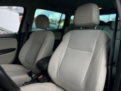OPEL ZAFIRA 1.4 T Edition (7 személyes ) Végig vezetett szervizkönyv. 7 személyes