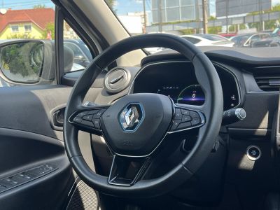 RENAULT ZOE E-Tech Electric 110 52 kWh Life 63e km. 300km hatótáv. CARPLAY!