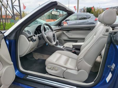 AUDI A4 CABRIO 2.4 V6 Multitronic