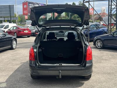 PEUGEOT 308 SW 1.6 HDi Confort Pack Tempomat Digitklíma Vonóhorog Szervizelt!