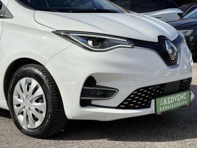 RENAULT ZOE R110 BUSINESS 52kWh 300 km hatótáv!
