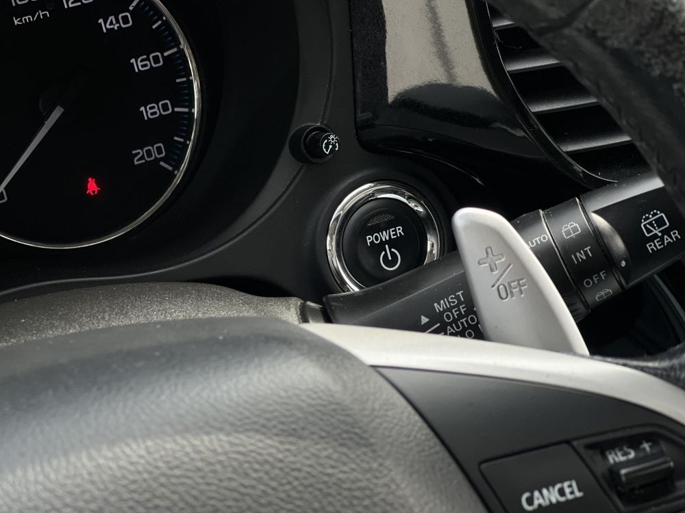 MITSUBISHI OUTLANDER 2.0 MIVEC Instyle Navi 4WD CVT