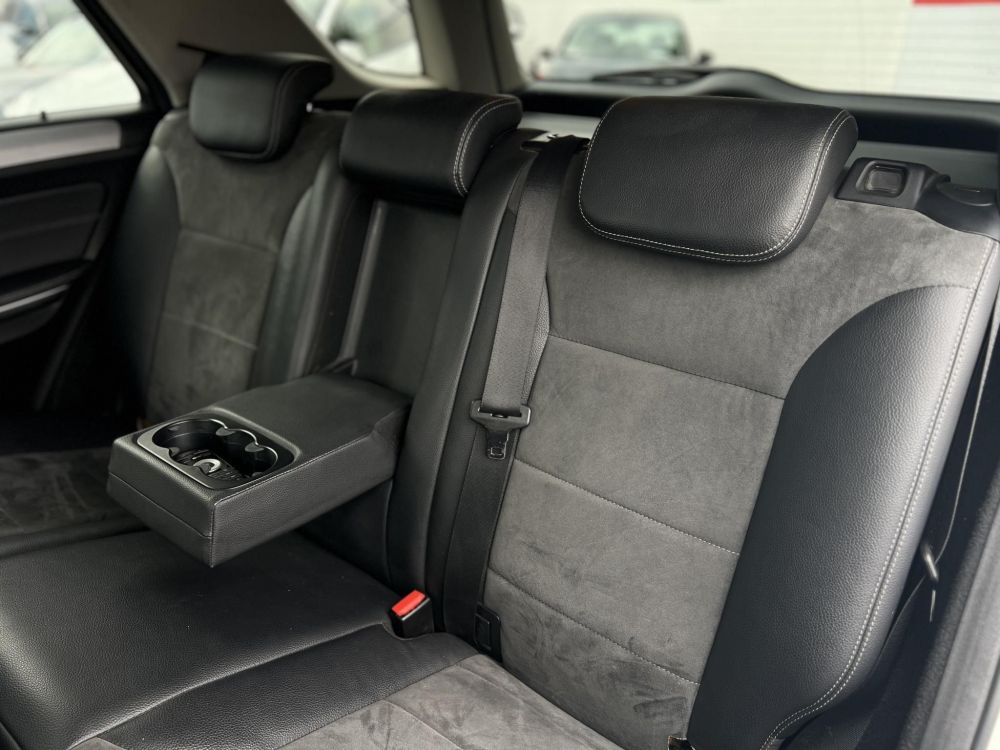 MERCEDES-BENZ ML 320 CDI (Automata) harman/kardon. légrugó. napfénytető. hátsó TV. alcantara belső!