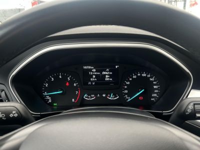 FORD FOCUS 1.0 EcoBoost Connected M.o.-i. 1.tul. Márkaszervizelt!