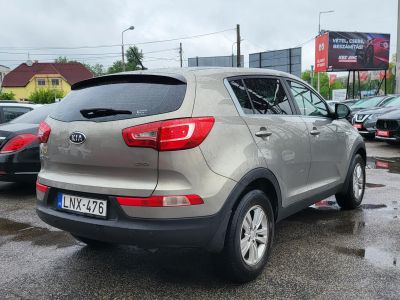 KIA SPORTAGE 1.7 CRDi LX M.o.-i. A legjobb áron! Szervizelt! 4 évszakos gumik!