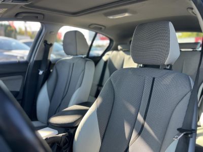 BMW 116i Magyarország 129e km Vezérlés+csapágysor cserélve!