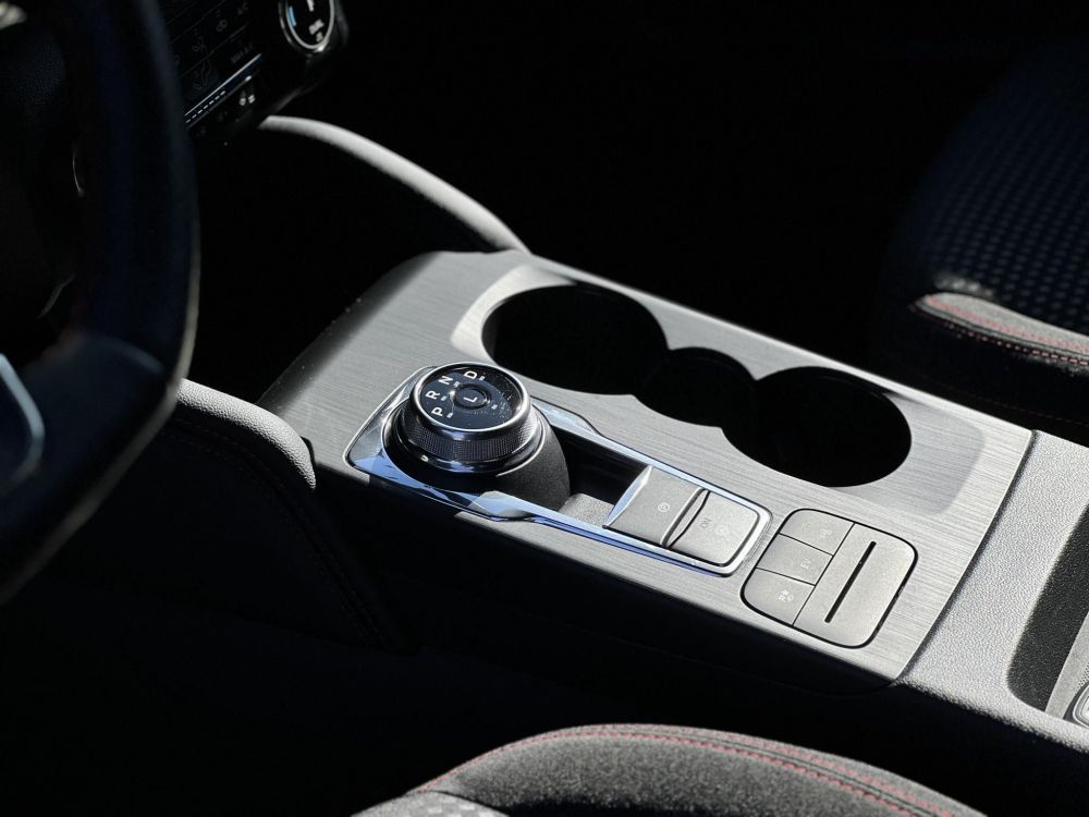 FORD KUGA 2.5 PHEV ST-Line CVT 28e km. 70 km elektromos hatótáv. CARPLAY!