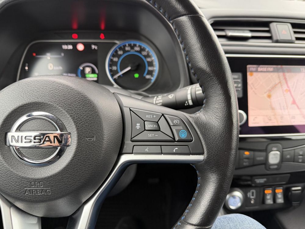 NISSAN LEAF N-Connecta e+ 62kWh (Automata) 96% akku 9e km. 360 kamera ProPilot 4x ülésfűtés