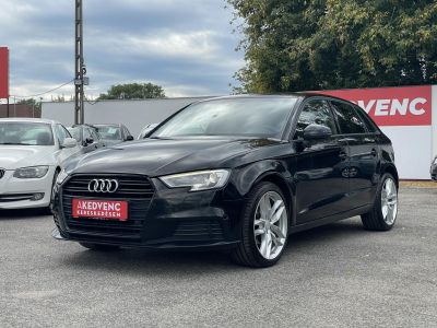 AUDI A3 Sportback 1.6 TDI Sport Friss vezérlés! Xenon Tempomat Navi Bluetooth Ülésfűtés