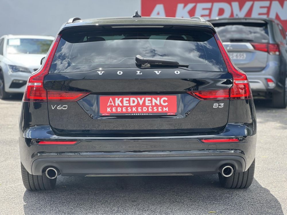 VOLVO V60 2.0 [B3] MHEV Momentum Pro Geartronic Magyarországi. végig márkaszervizelt. kerámia. friss nagyszerviz!