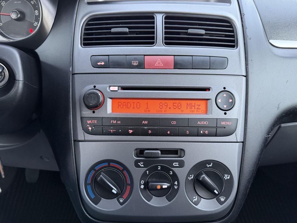 FIAT LINEA 1.4 8V Active (EU5) M.o.-i. 1.tul. klíma. vonóhorog. 4 évszakos gumik!