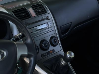 TOYOTA AURIS 1.4 Luna