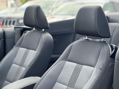 VOLKSWAGEN GOLF VI 2.0 TDI Cabrio 108e km