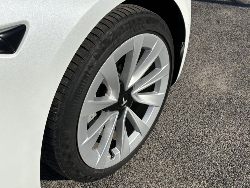 TESLA MODEL 3 Standard Range Plus Aut 62e km. mátrix LED. hőszivattyú. garanciális. premium hifi!