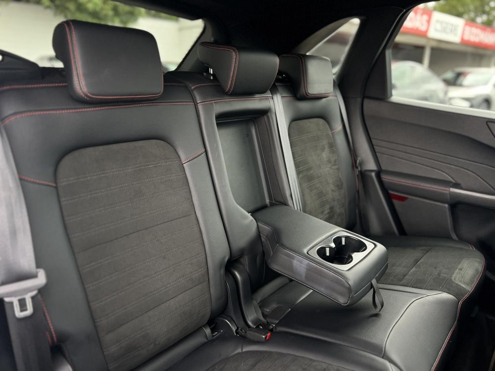 FORD KUGA 2.5 PHEV ST-Line X CVT 85e km. 70 km elektromos hatótáv. Carplay