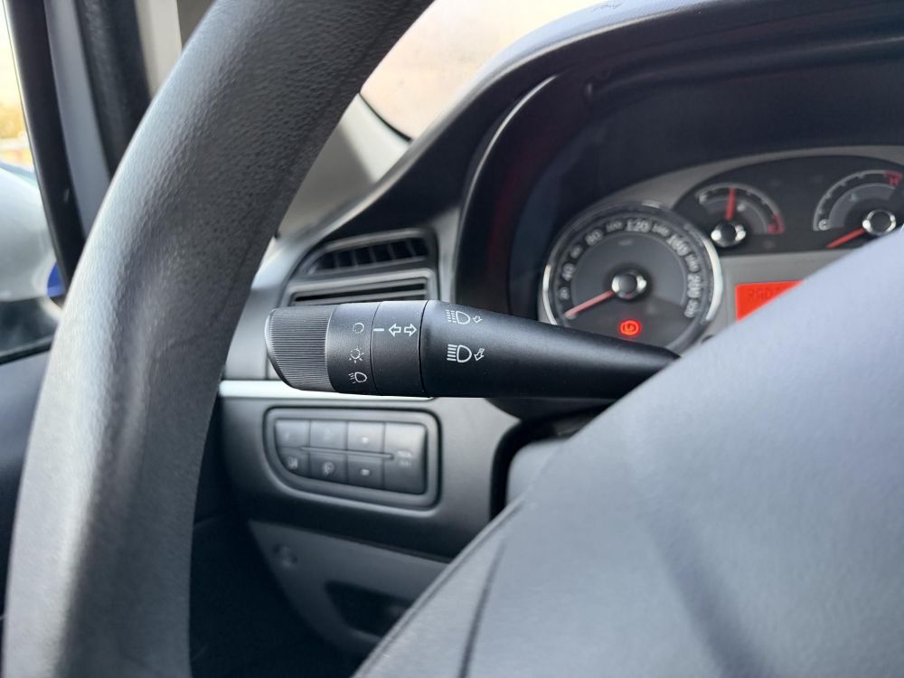 FIAT LINEA 1.4 8V Active (EU5) M.o.-i. 1.tul. klíma. vonóhorog. 4 évszakos gumik!