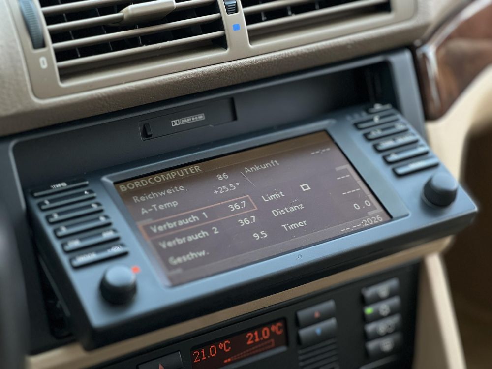 BMW 540i (Automata) Rozsdamentes. frissen szervizelt. végig vezetett szervizkönyv!