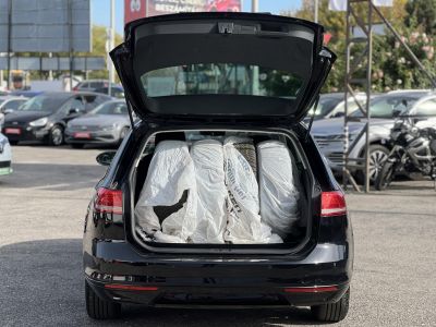 VOLKSWAGEN PASSAT VIII Variant 2.0 TDI BMT Comfortline DSG M.o.-i. LED. CARPLAY. rendszeresen karbantartott!
