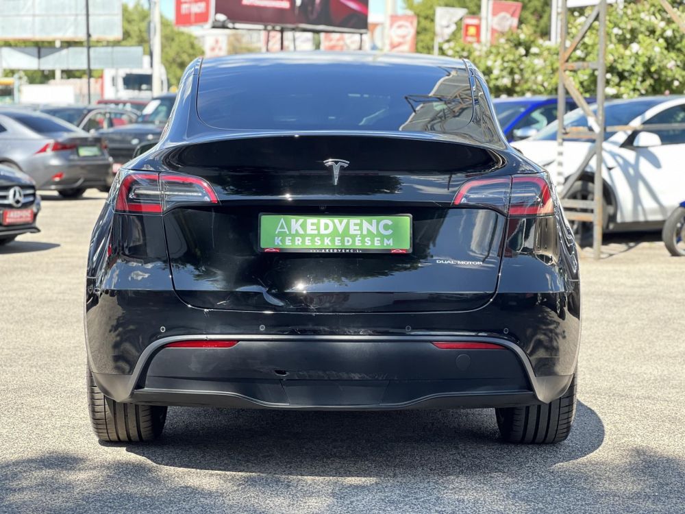 TESLA MODEL Y Long Range AWD (Automata) 109e km. mátrix LED. hőszivattyú. premium hifi. garanciális!