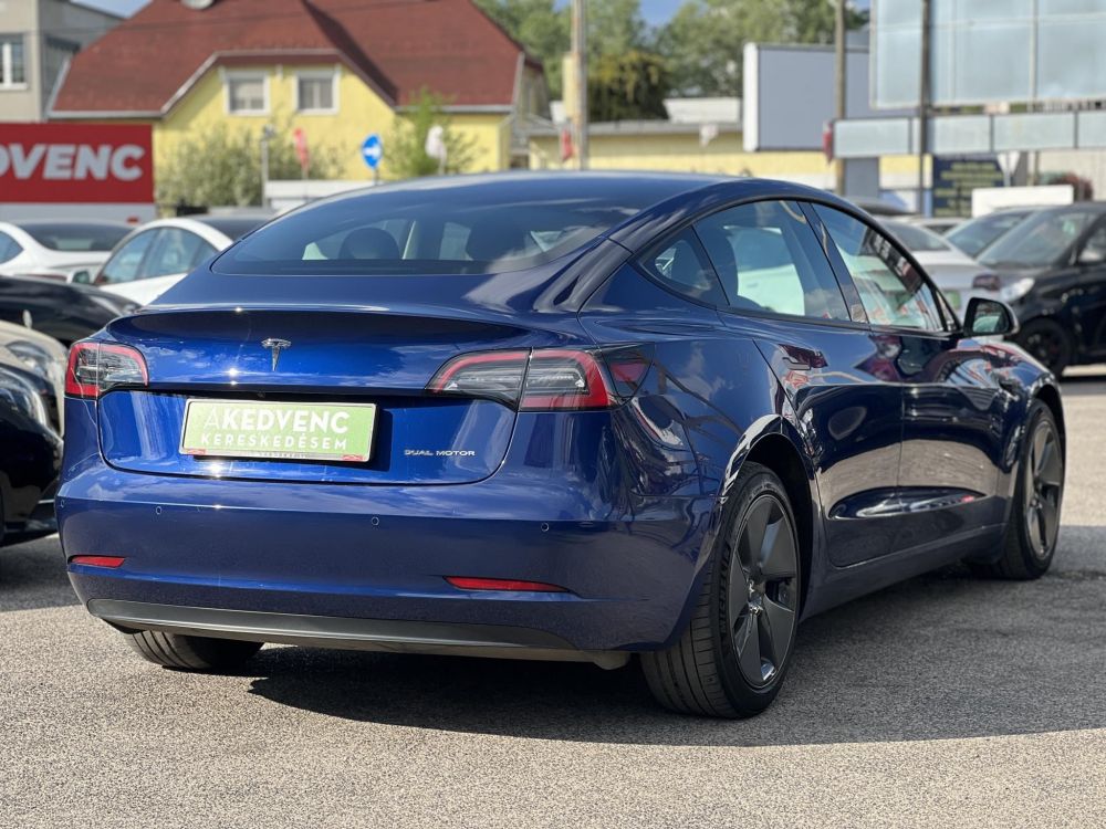 TESLA MODEL 3 Long Range AWD (Automata) Gyári akku és hajtásgarancia!