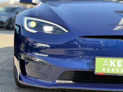 TESLA MODEL S Long Range AWD (Automata) Yoke kormány. Fehér belső. 21 felni. Garanciális