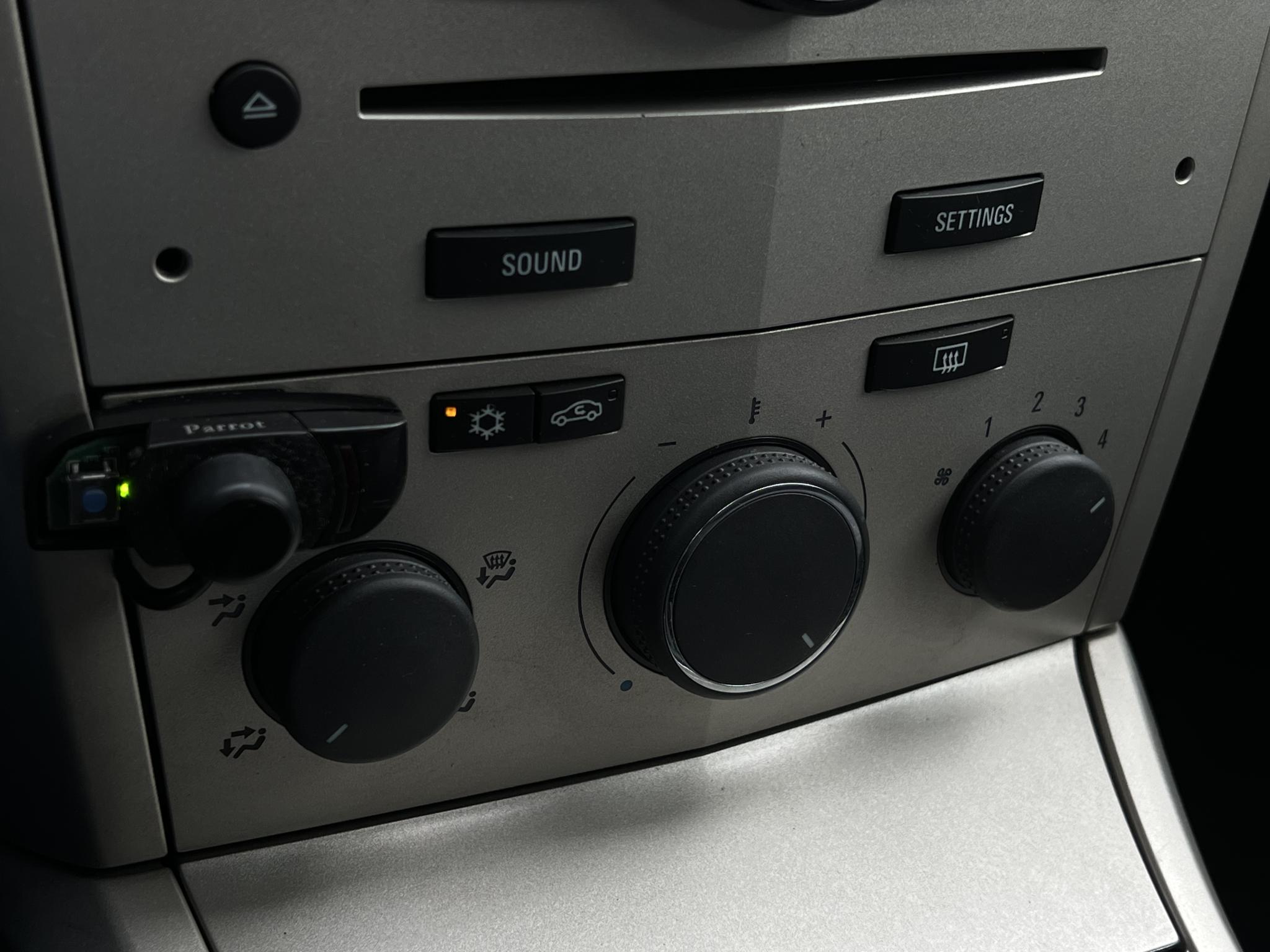 OPEL ASTRA H 1.6 Enjoy 161e km. Magyarországi. Klíma. Váltózár. 2 gyári kulcs!