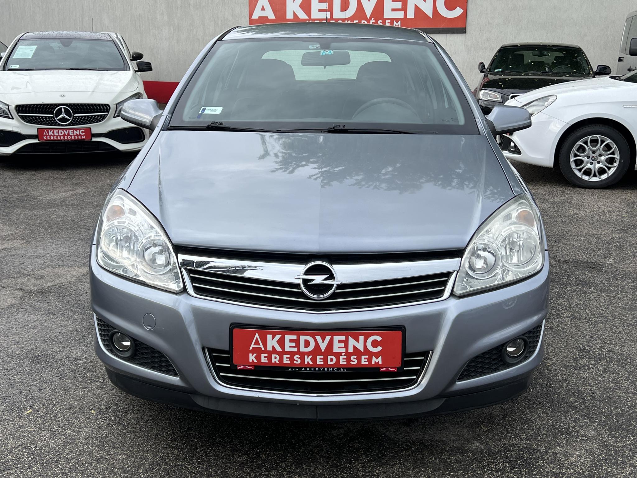 OPEL ASTRA H 1.6 Enjoy 161e km. Magyarországi. Klíma. Váltózár. 2 gyári kulcs!