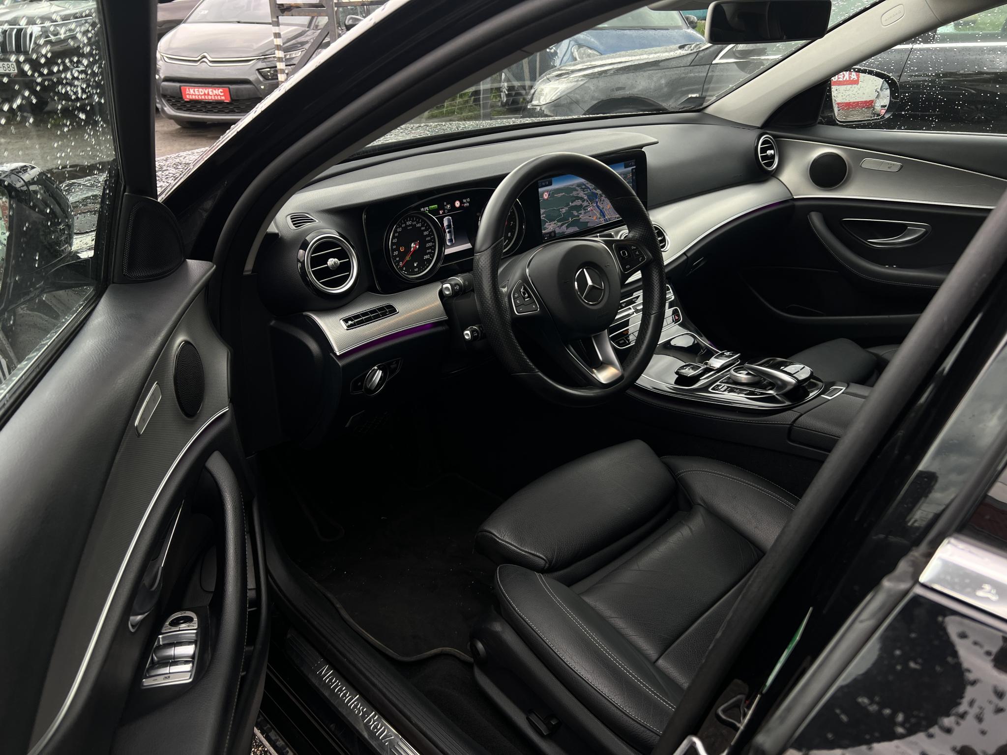 MERCEDES-BENZ E 350 e 9G-TRONIC 150e km. Bőr belső. kamera. frissen szervizelt