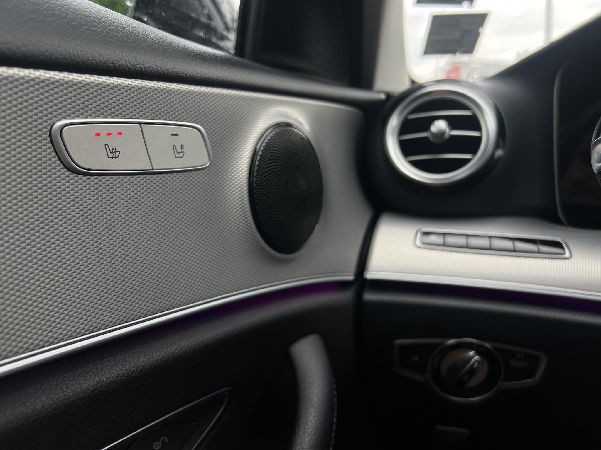 MERCEDES-BENZ E 350 e 9G-TRONIC 150e km. Bőr belső. kamera. frissen szervizelt