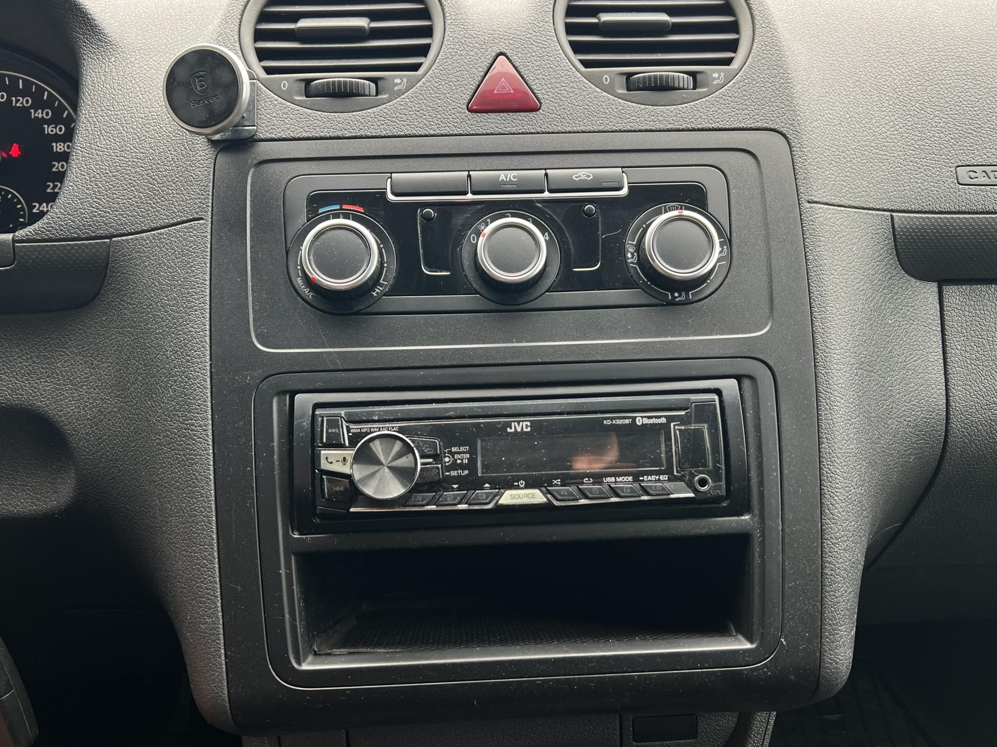 VOLKSWAGEN CADDY 1.6 CR TDI BlueMotion M.o.-i. Klíma Tempomat Bluetooth Téli-Nyári Áfás