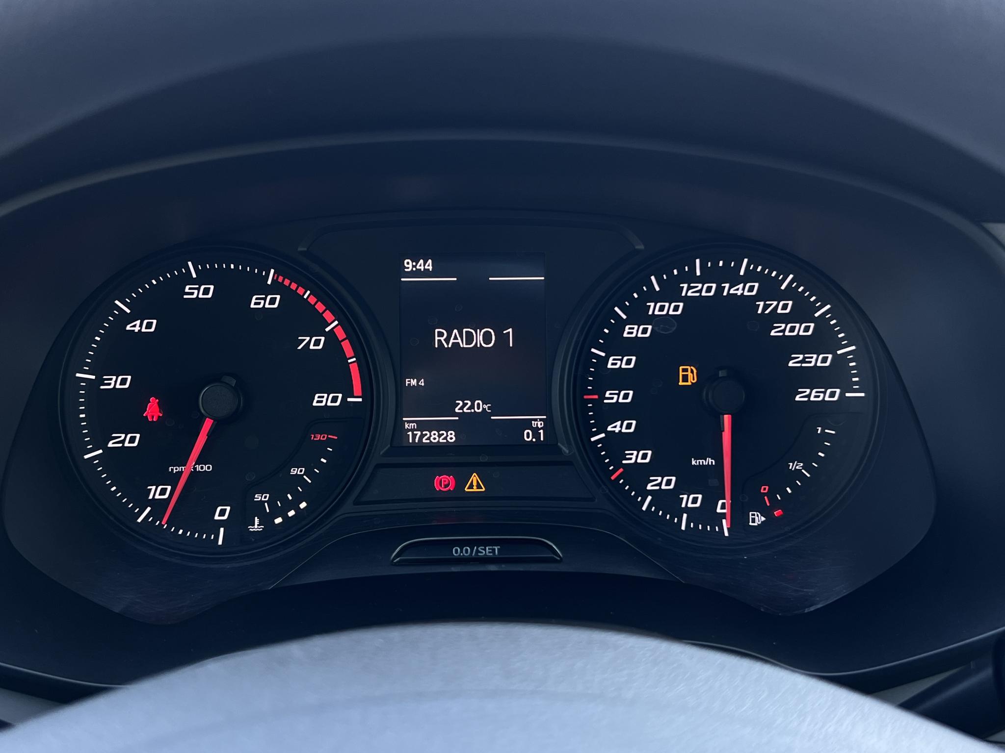 SEAT LEON 1.2 TSi Reference Tempomat Digitklíma Bluetooth Tolatóradar!