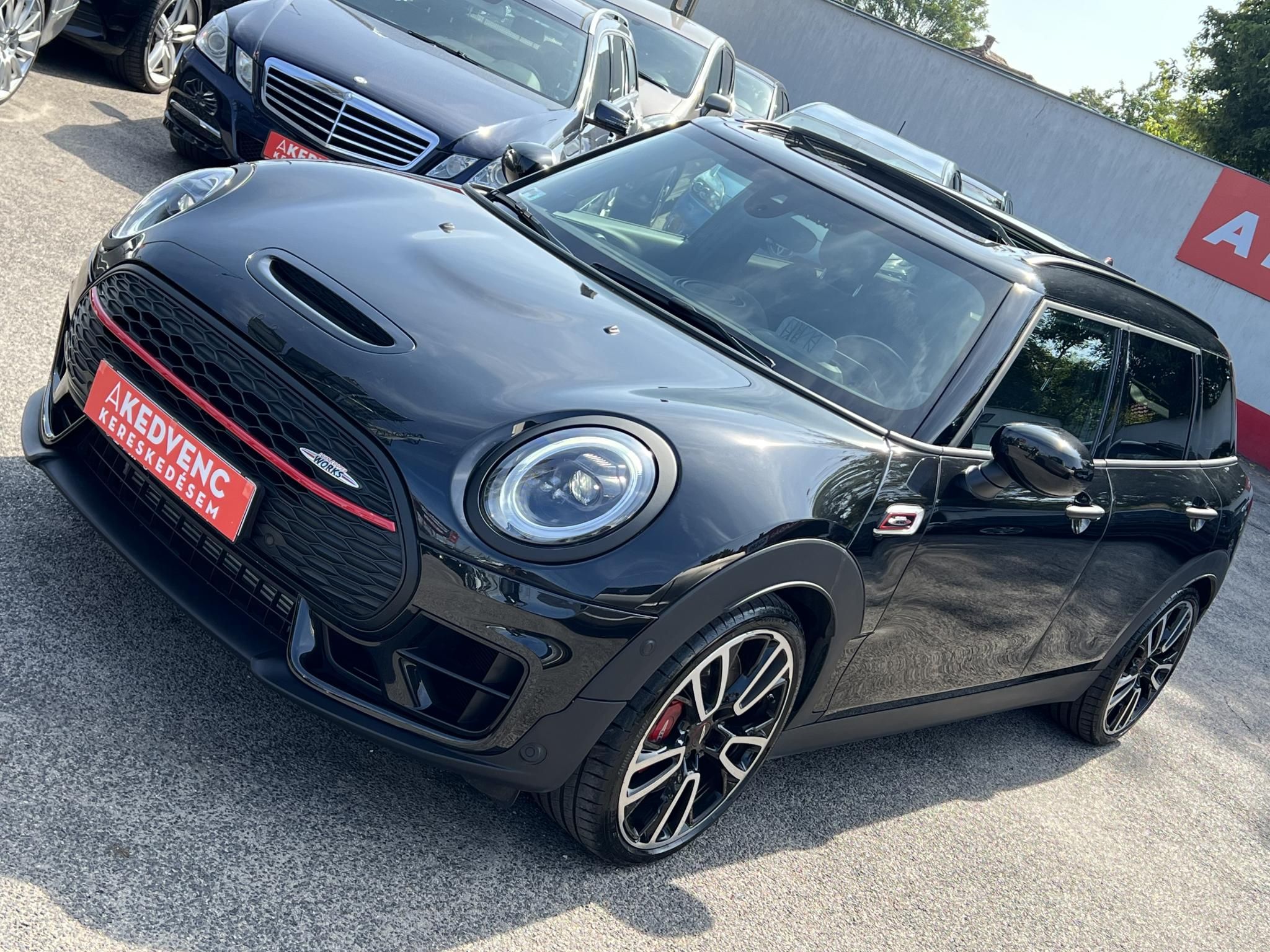 MINI CLUBMAN 2.0 John Cooper Works ALL4 (Automata) M.o.-i. 1.tul. garanciális. teljes felszereltség. sérülésmentes. carplay