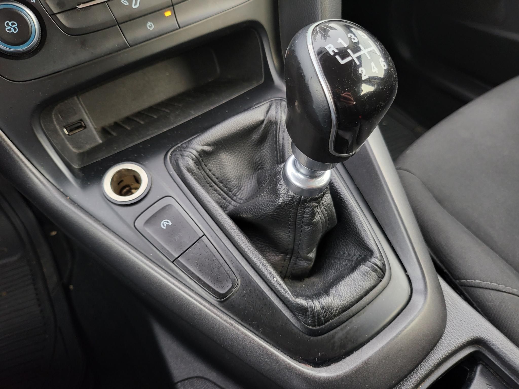 FORD FOCUS Van 1.6 TDCi Trend ÁFÁS. 5szem tgk!. klíma. 1.5diesel. szép állapot