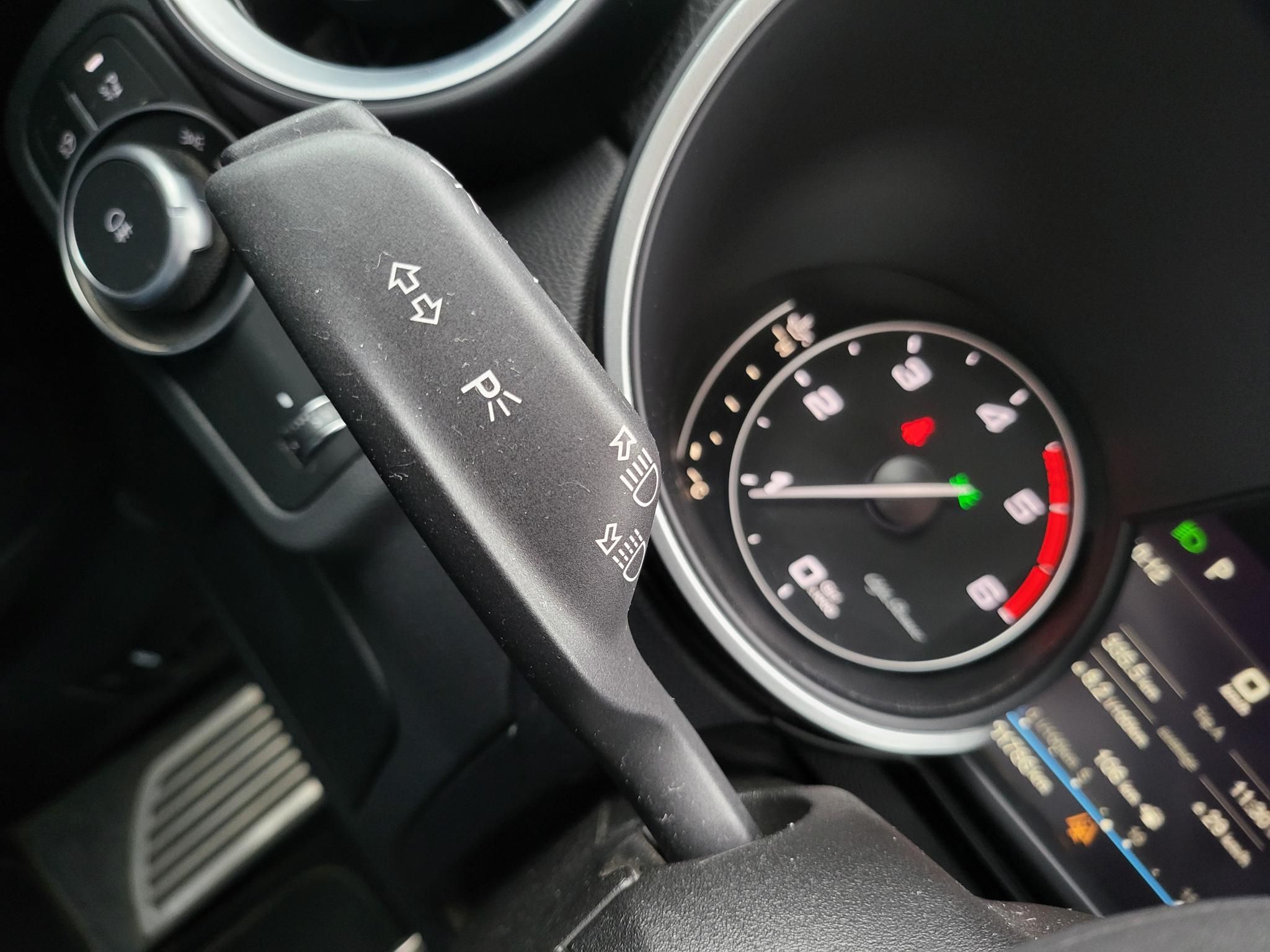 ALFA ROMEO STELVIO 2.2 D(Automata) Sprint LED Távtartó Sávtartó Navigáció Keyless Kamera Félbőr