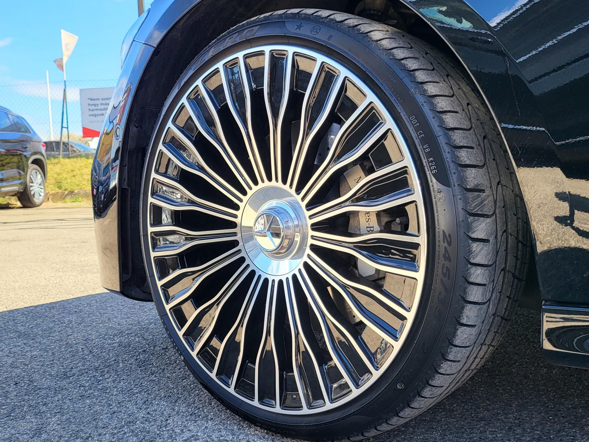 MERCEDES-BENZ E 200 9G-TRONIC Mild hybrid drive AMG Night Edition garanciális