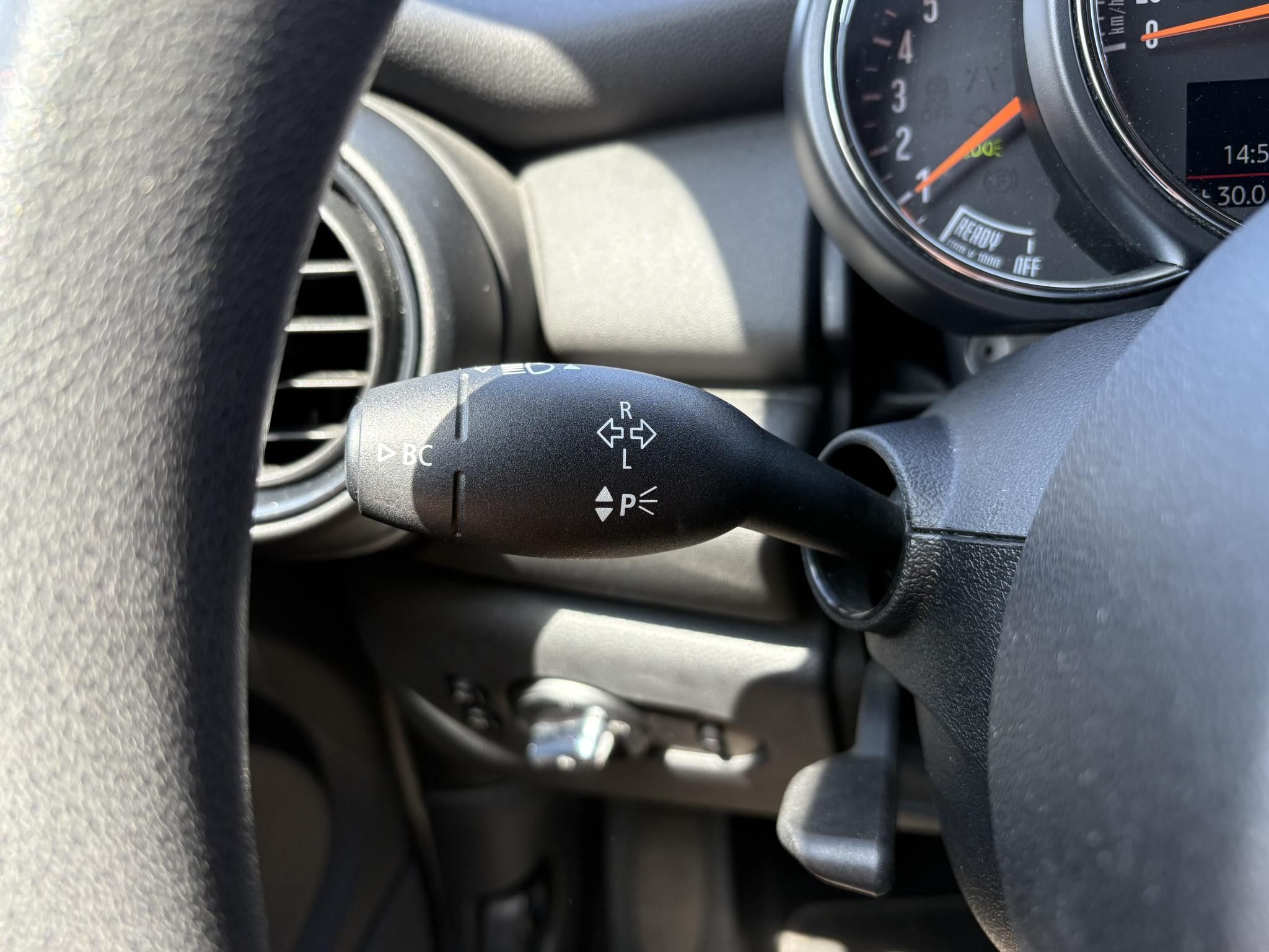 MINI MINI ONE 1.5D 70 KW (95LE) Faceliftes modell!