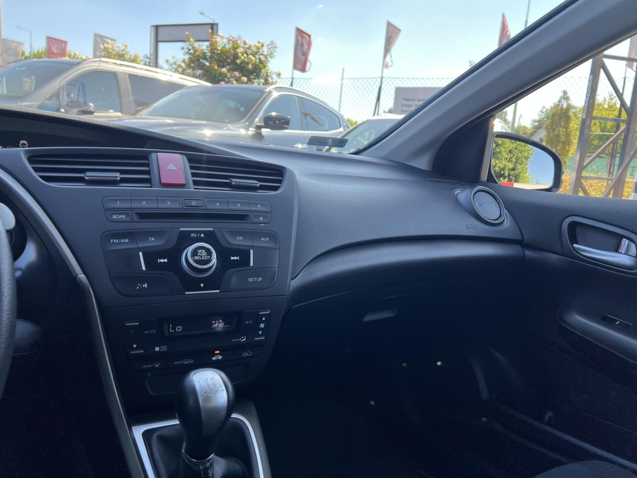 HONDA CIVIC 1.4 Comfort M.o-i. Klíma Tempomat Bluetooth Márkaszervizelt!