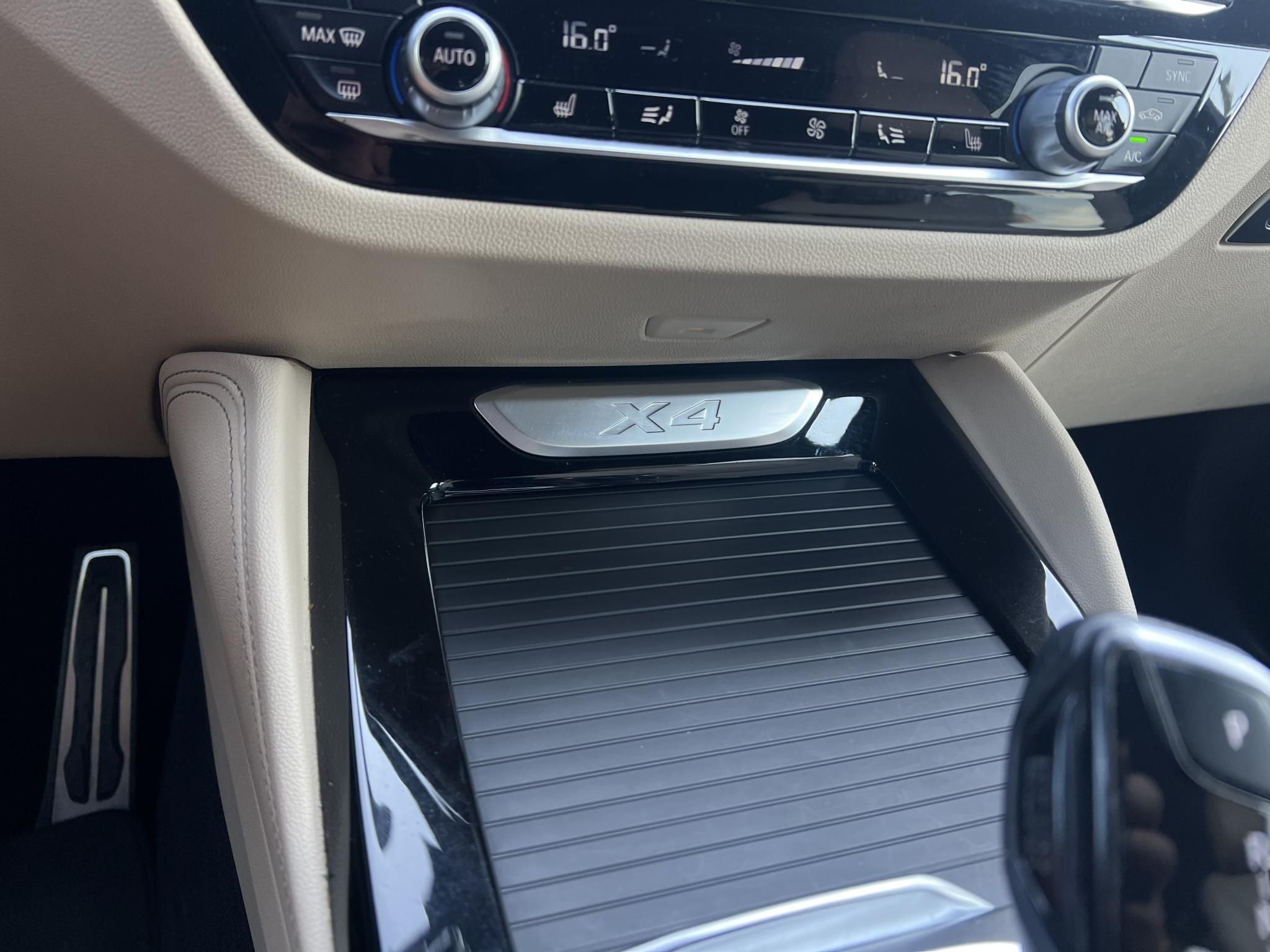 BMW X4 xDrive20d M Sport (Automata) Magyarországi. Márkaszervizelt!