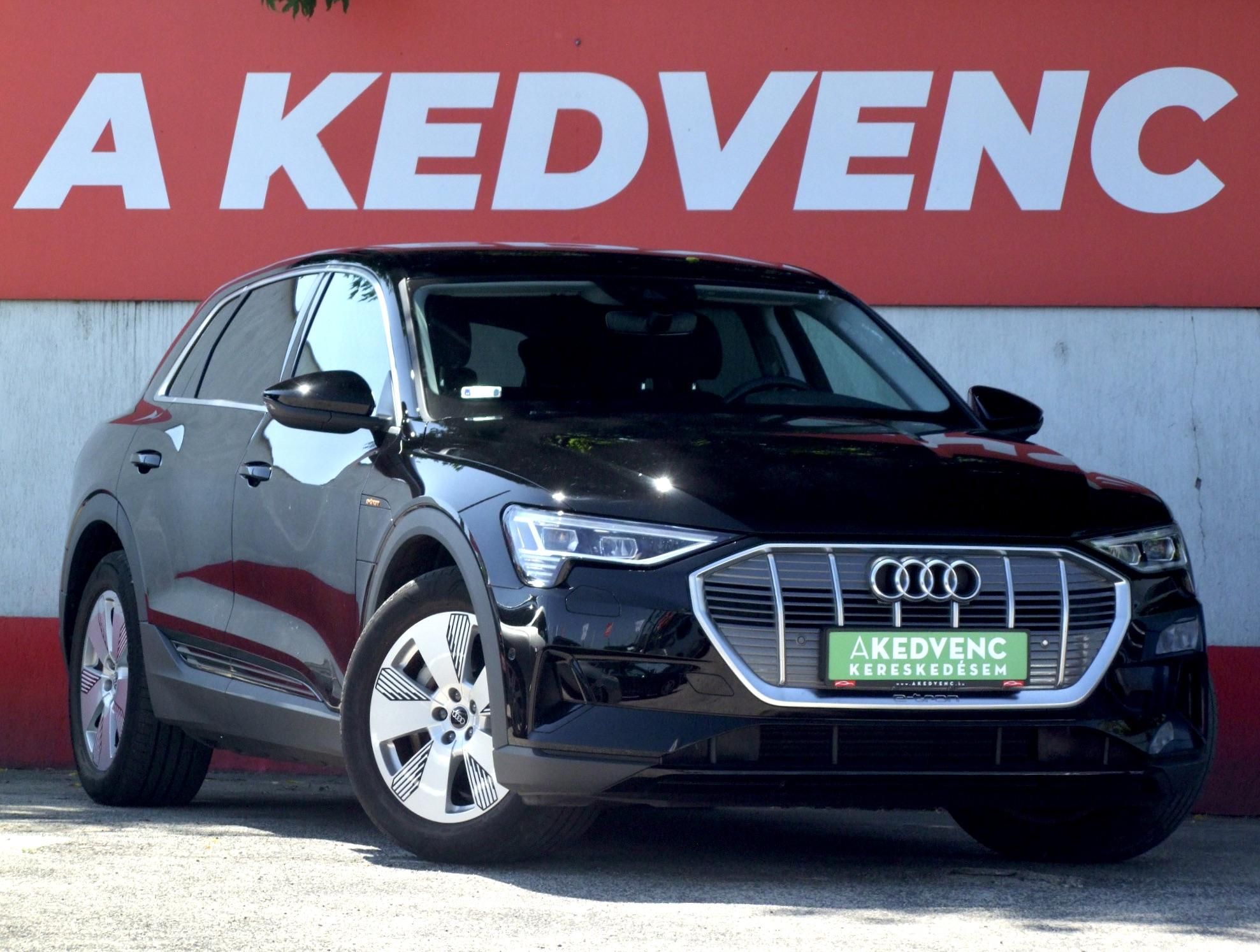 AUDI E-TRON 50 Advanced quattro (Automata) 30e km. LED Ülésfűtés Virtual Cockpit Kamera Keyless Navi 2 gyári kulcs!