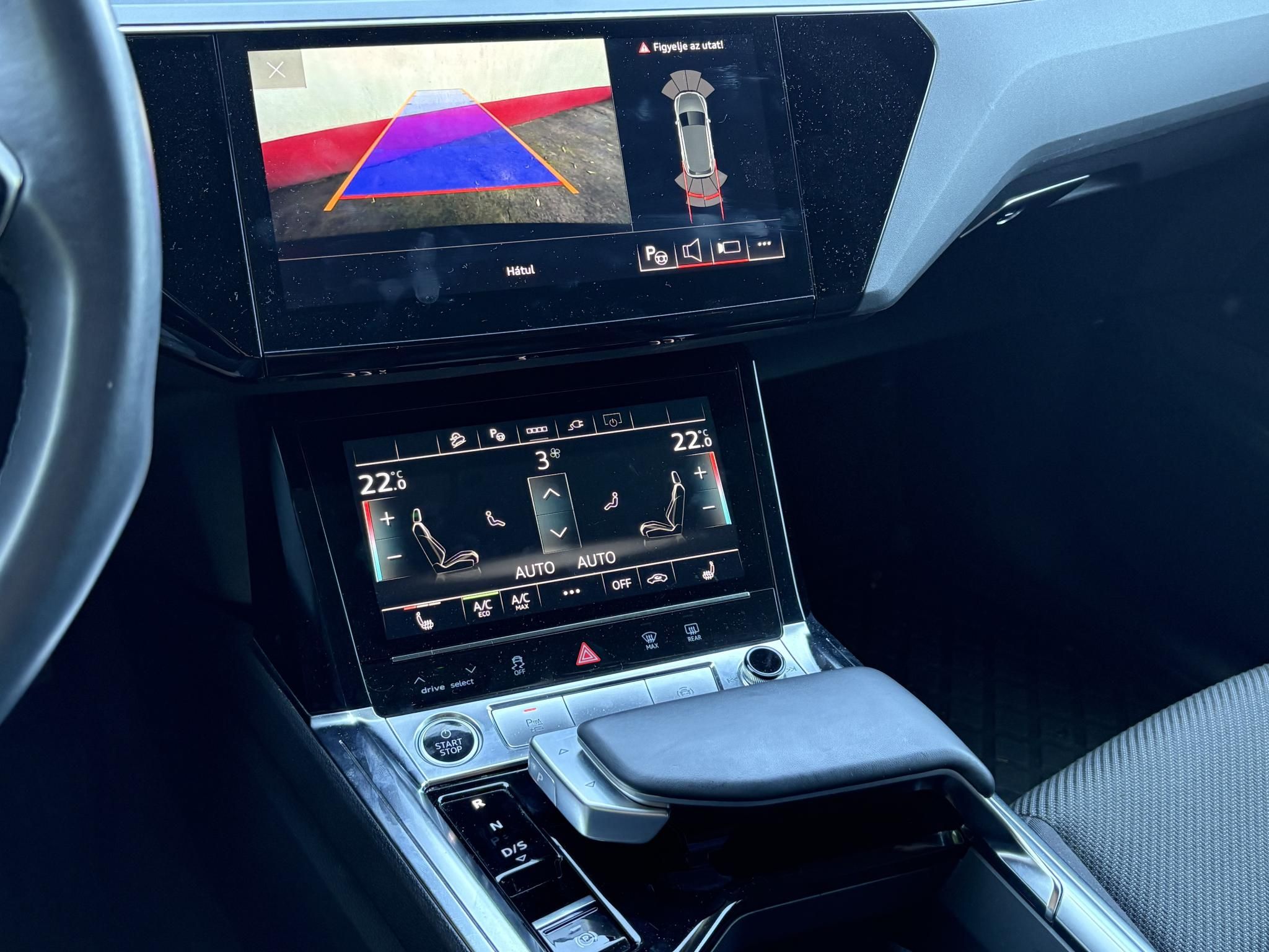 AUDI E-TRON 50 Advanced quattro (Automata) 30e km. LED Ülésfűtés Virtual Cockpit Kamera Keyless Navi 2 gyári kulcs!